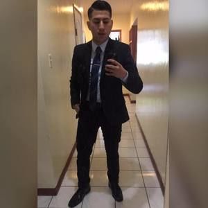 Meet your Posher, Maxwell